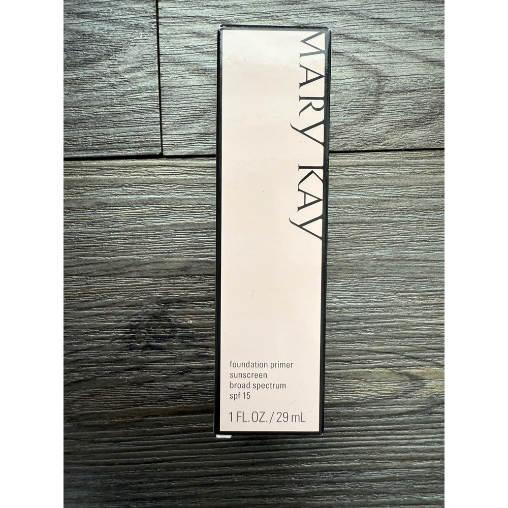 Mary‎ Kay Foundation Primer Sunscreen Broad Spectrum SPF 15 1 FL OZ 29 mL New
